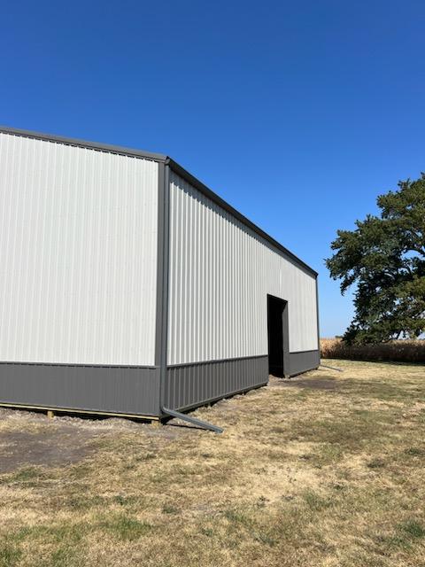 36x80 post frame machine shed construction in Dwight IL