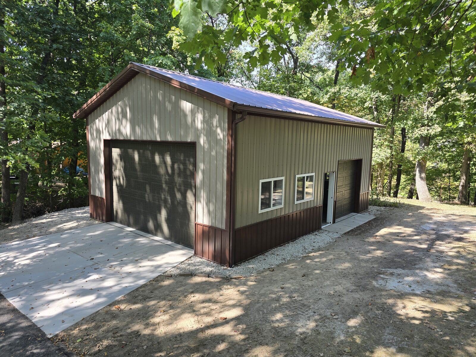 30x40x12 post frame garage built by A15 Carpentry in Marseilles Illinois
