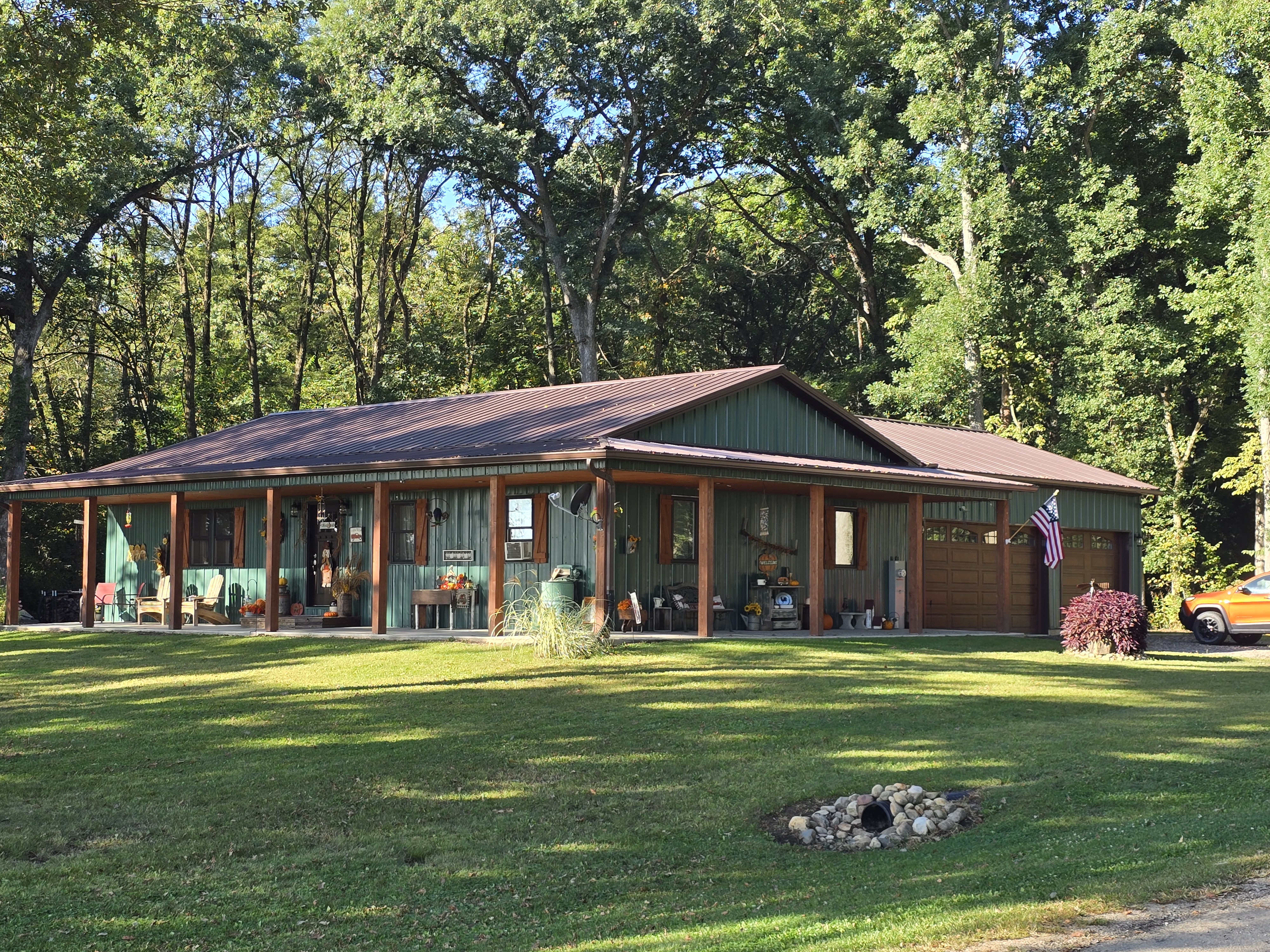 30x40 post frame garage in Minooka Illinois