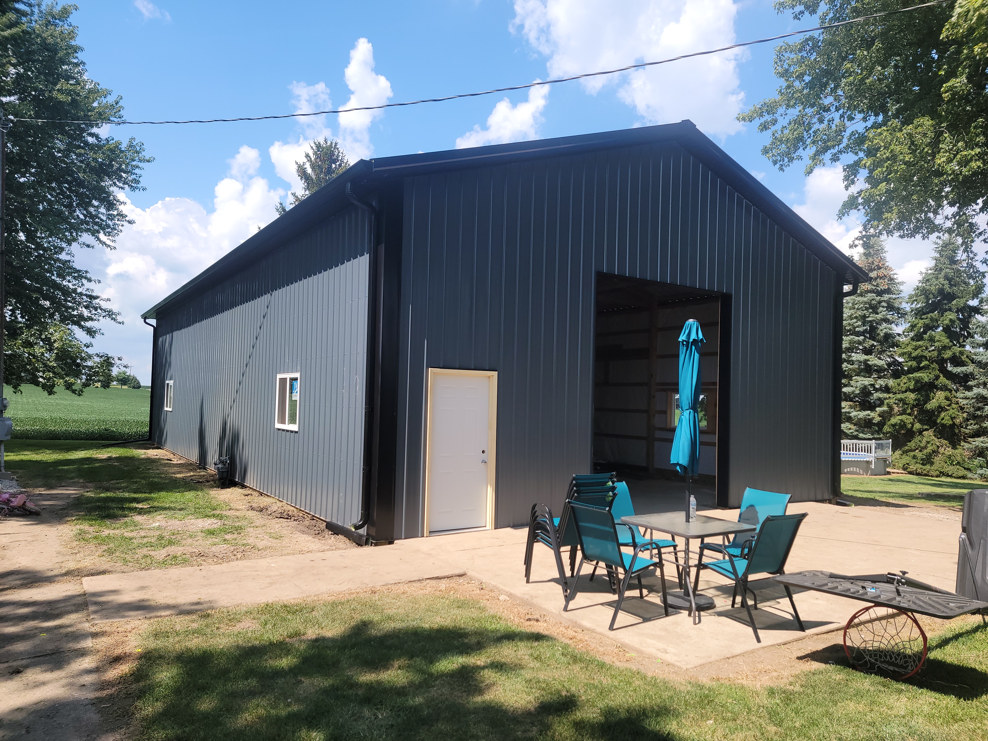Front exterior view of 36x64 post frame garage in Ottawa Illinois